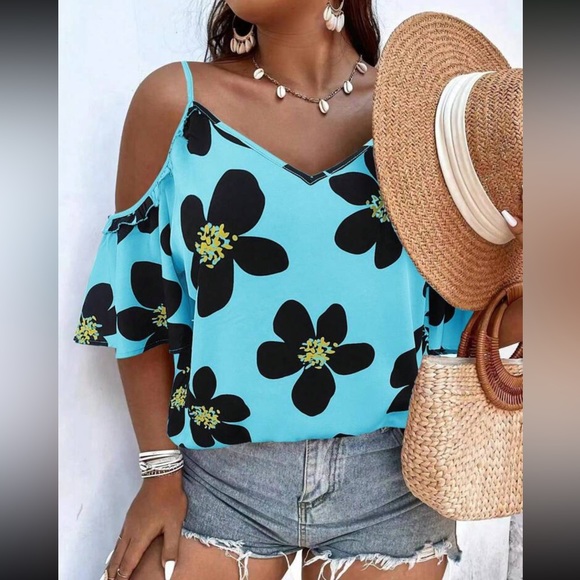 Plus boho hot pink floral print cold shoulder blouse - Picture 7 of 15